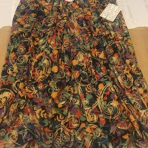 LuLaRoe Skirts - NWT LuLaRoe Large Madison skirt LuLaRoe Skirts - NWT LuLaRoe Large Madison skirt
